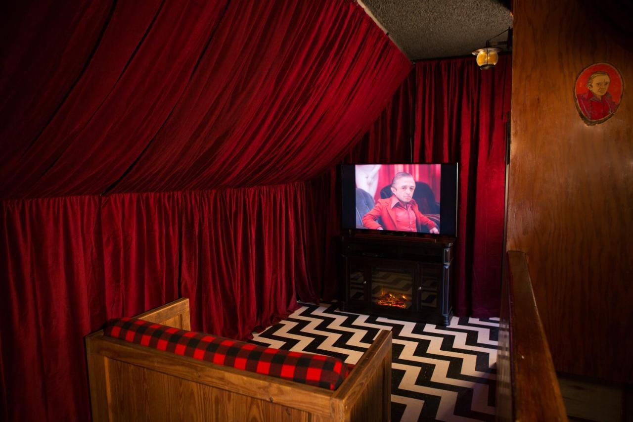 Hicksville Pines Chalets&Motel Idyllwild Buitenkant foto
