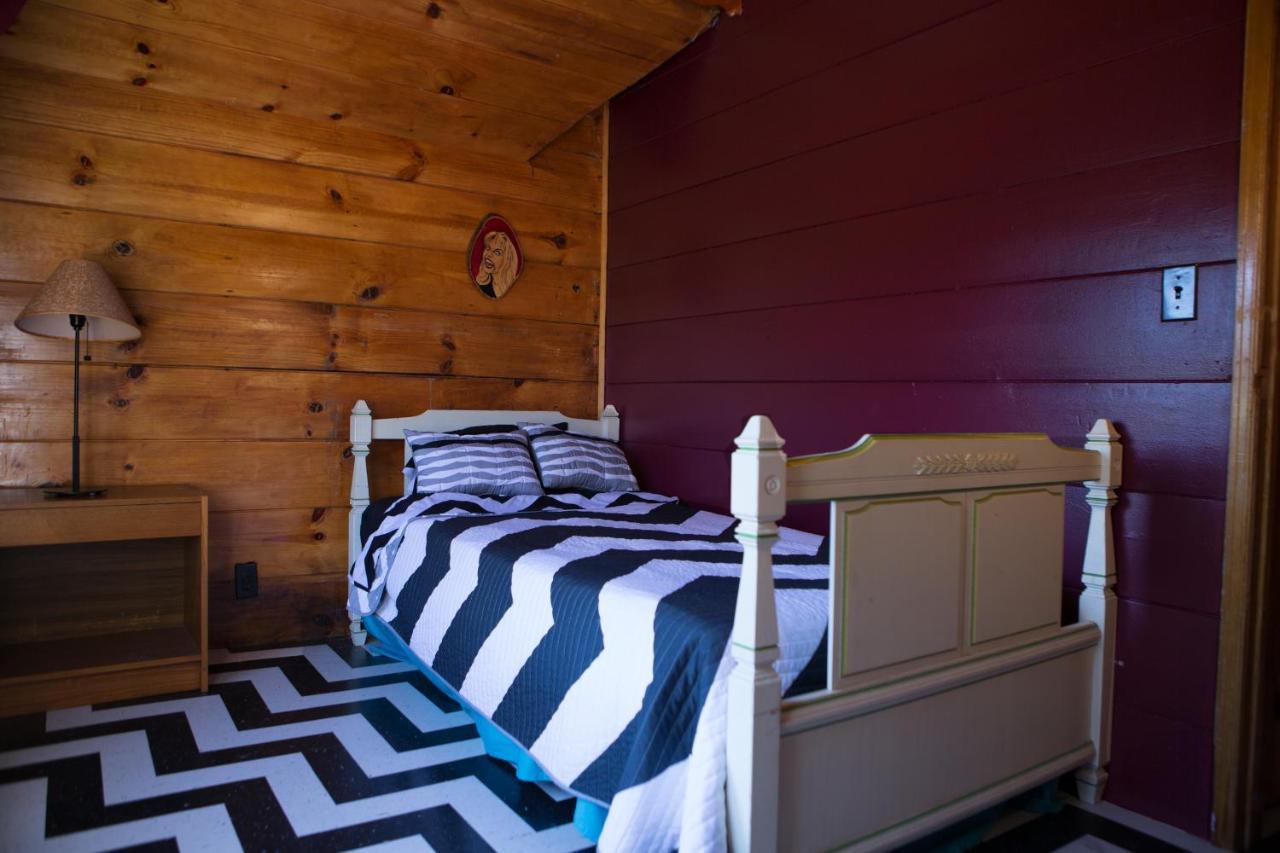 Hicksville Pines Chalets&Motel Idyllwild Buitenkant foto